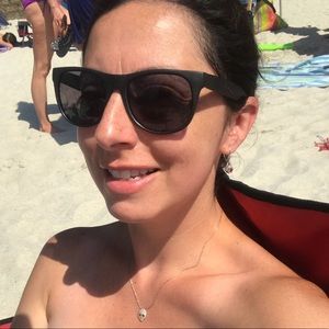 Meet your Posher, Dani